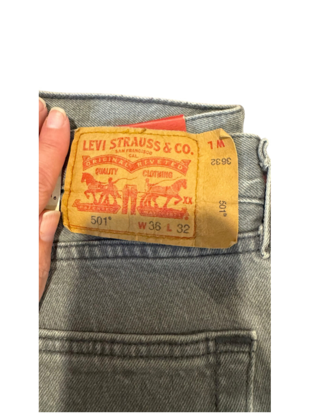 Men's Levi's 501 Original Fit Jeans Grey Waist 36 x 32 - Picture 5 of 5